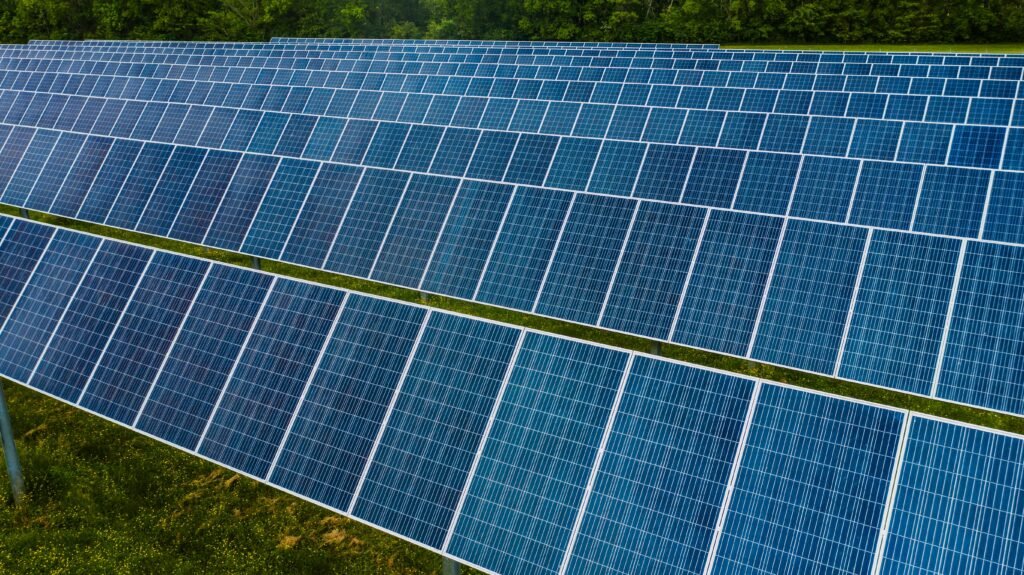 ¿Cuánto cuesta instalar paneles solares según el tipo de vivienda?